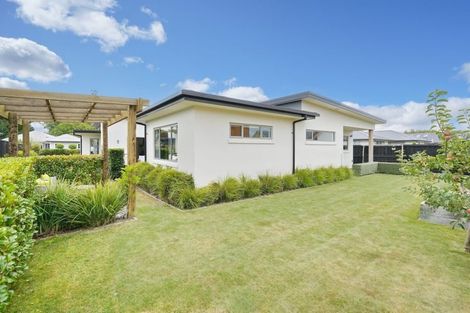 Photo of property in 14 Ardrossan Way, Tai Tapu, 7672
