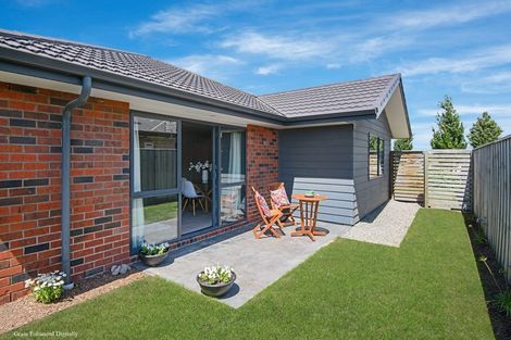 Photo of property in 37 Faringdon Boulevard, Rolleston, 7615