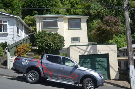 Photo of property in 32 Reuben Avenue, Brooklyn, Wellington, 6021