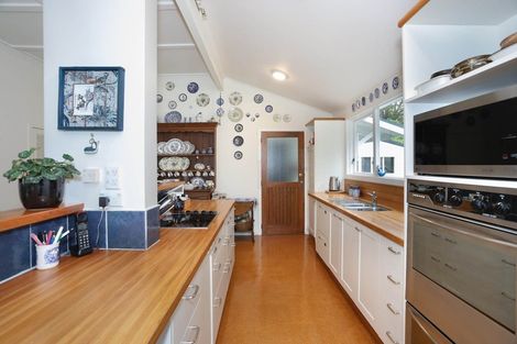 Photo of property in 12 Wanganui Road, Marton, 4710
