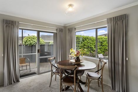 Photo of property in 3 Union Street, Merrilands, New Plymouth, 4312
