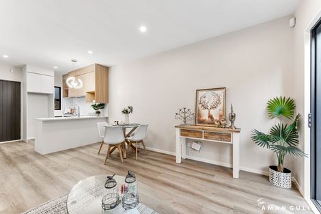 Photo of property in 3 Don Oliver Lane, Glen Eden, 0602