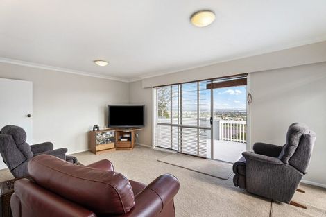 Photo of property in 7 Arcadia Crescent, Bayview, Auckland, 0629