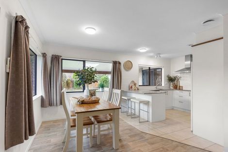 Photo of property in 215 Cheyne Road, Pyes Pa, Tauranga, 3112