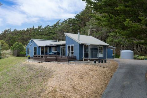 Photo of property in 208 Park Avenue, Waitarere Beach, Levin, 5510