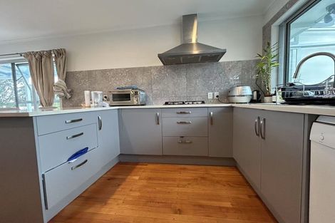 Photo of property in 26 Waimana Avenue, Northcote Point, Auckland, 0627