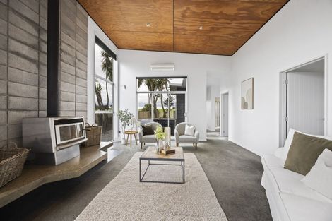 Photo of property in 8a Hira Street, Ohawe, Hawera, 4671