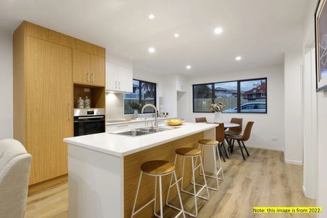 Photo of property in 14/25 Vodanovich Road, Te Atatu South, Auckland, 0610