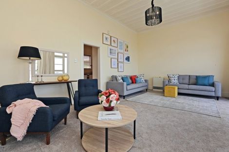 Photo of property in 20 Colenso Avenue, Hospital Hill, Napier, 4110
