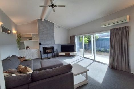 Photo of property in 17 Endeavour Avenue, Welcome Bay, Tauranga, 3112