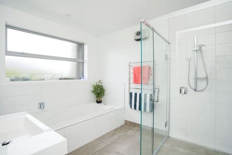 Photo of property in 11 Majestic Chance, Seaward Bush, Invercargill, 9812