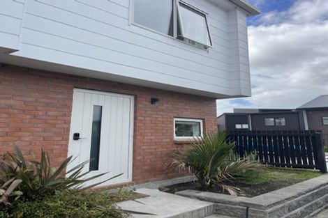 Photo of property in 325 Glengarry Road, Glen Eden, Auckland, 0602
