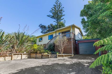 Photo of property in 6 Nielsen Place, Massey, Auckland, 0614