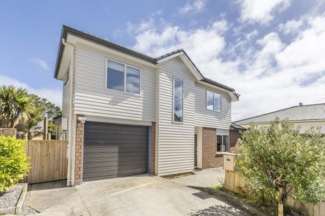 Photo of property in 16u7 Black Rock Road, Newlands, Wellington, 6037