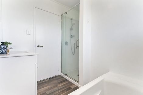 Photo of property in 206 Solar Road, Glen Eden, Auckland, 0602