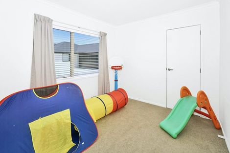 Photo of property in 8a Cannell Farm Drive, Te Puke, 3119