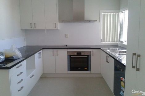 Photo of property in 52 Dale Crescent, Pakuranga, Auckland, 2010