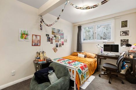 Photo of property in 130 Wallace Street, Mount Cook, Wellington, 6021