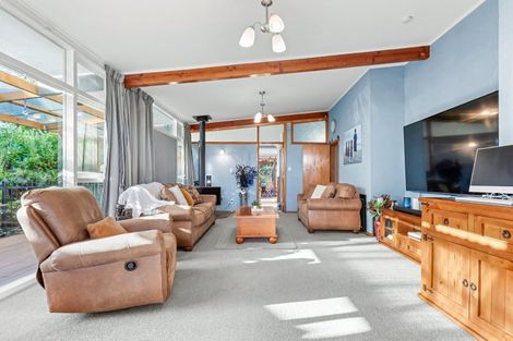 Photo of property in 9 Highbury Drive, Levin, 5510