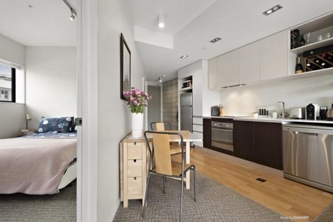 Photo of property in Masina Apartments, 114/80u Riddiford Street, Newtown, Wellington, 6021
