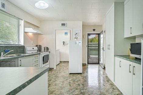 Photo of property in 2/1003 Konini Street, Mahora, Hastings, 4120