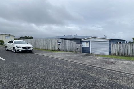 Photo of property in 1 Garboard Lane, Whitby, Porirua, 5024