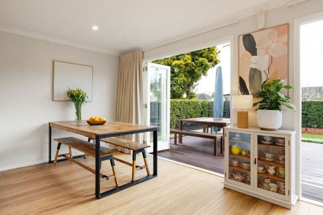 Photo of property in 2 Newall Street, Hamilton East, Hamilton, 3216