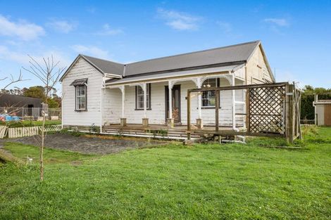 Photo of property in 2634 Mountain Road, Tariki, Stratford, 4394