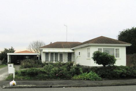 Photo of property in 17 Cassino Crescent, Onekawa, Napier, 4110