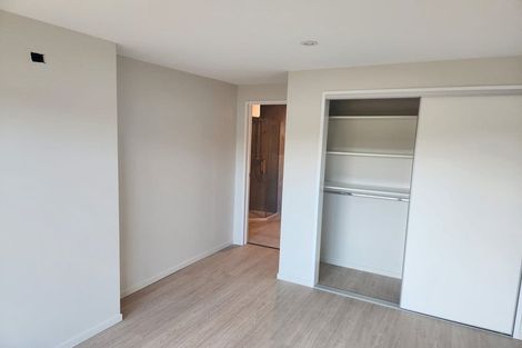 Photo of property in 103 Trias Road, Totara Vale, Auckland, 0629