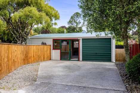 Photo of property in 24 Olivia Street, Stratford, 4332