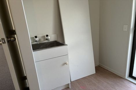 Photo of property in 84 Wharf Road, Te Atatu Peninsula, Auckland, 0610