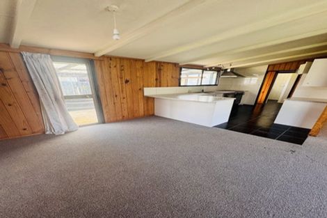 Photo of property in 2/211 Garnett Street, Raureka, Hastings, 4120