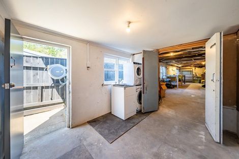 Photo of property in 12 Glenside Road, Glenside, Wellington, 6037