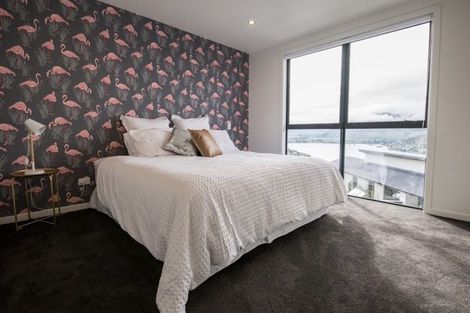 Photo of property in 11b Saint Peters Place, Queenstown, 9300