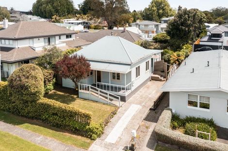 Photo of property in 21 Willow Street, Tauranga, 3110