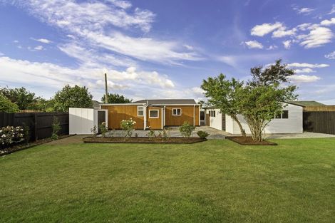 Photo of property in 15 Roberts Road, Hei Hei, Christchurch, 8042