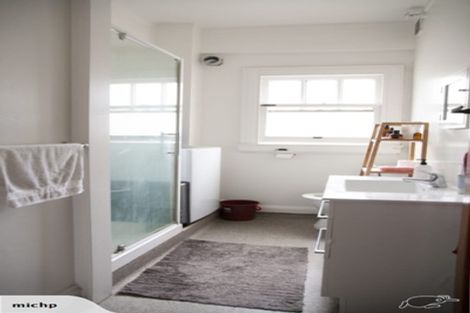 Photo of property in Zena Court, 11f6 Dufferin Street, Mount Victoria, Wellington, 6021