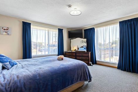 Photo of property in 4 Janet Street, Upper Riccarton, Christchurch, 8041