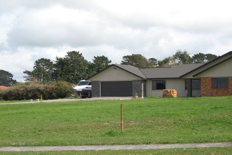 Photo of property in 5 Elizabeth Grove, Stratford, 4332