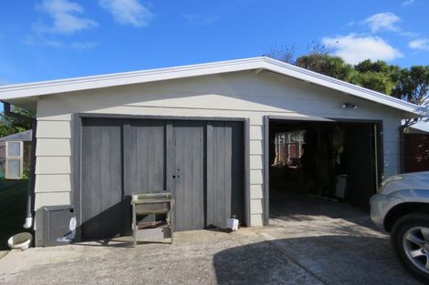 Photo of property in 10 Colvin Street, Westport, 7825