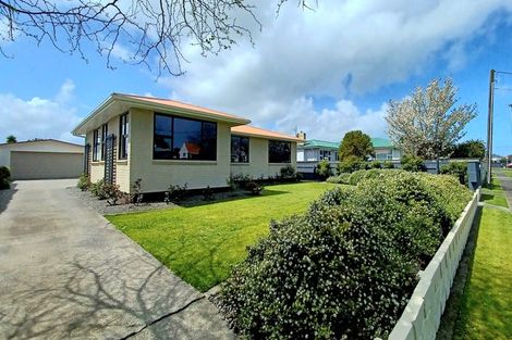 Photo of property in 10 Wera Street, Hawera, 4610