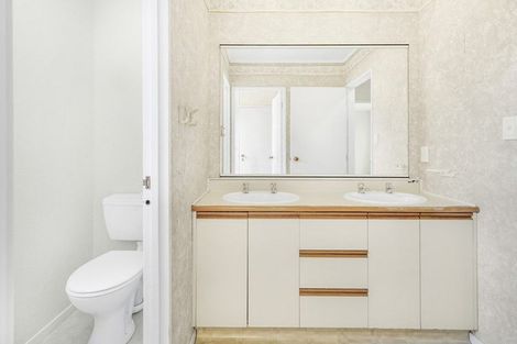 Photo of property in 2 Meridian Place, Flagstaff, Hamilton, 3210