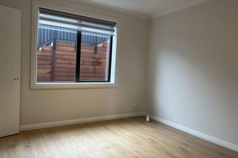 Photo of property in 19 Kerekin Drive, Oteha, Auckland, 0632