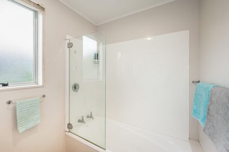 Photo of property in 42 Ruapehu Street, Paraparaumu, 5032