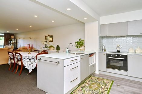 Photo of property in 2/272 Marine Parade, New Brighton, Christchurch, 8061