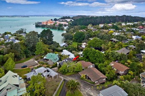 Photo of property in 1/17 Telephone Road, Birkenhead, Auckland, 0626