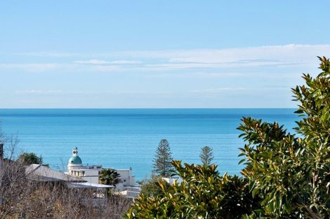 Photo of property in 15 Colenso Avenue, Hospital Hill, Napier, 4110