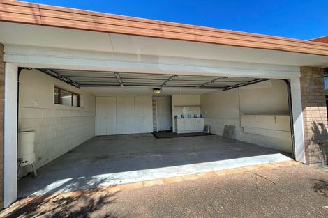 Photo of property in 45 Tenbless Court, Unsworth Heights, Auckland, 0632