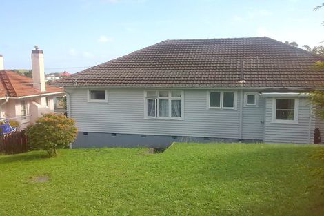 Photo of property in 195 Tukapa Street, Westown, New Plymouth, 4310